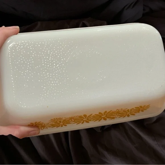 Vintage Milk Glass Baking Dish Sunflowers - Picture 4 of 7